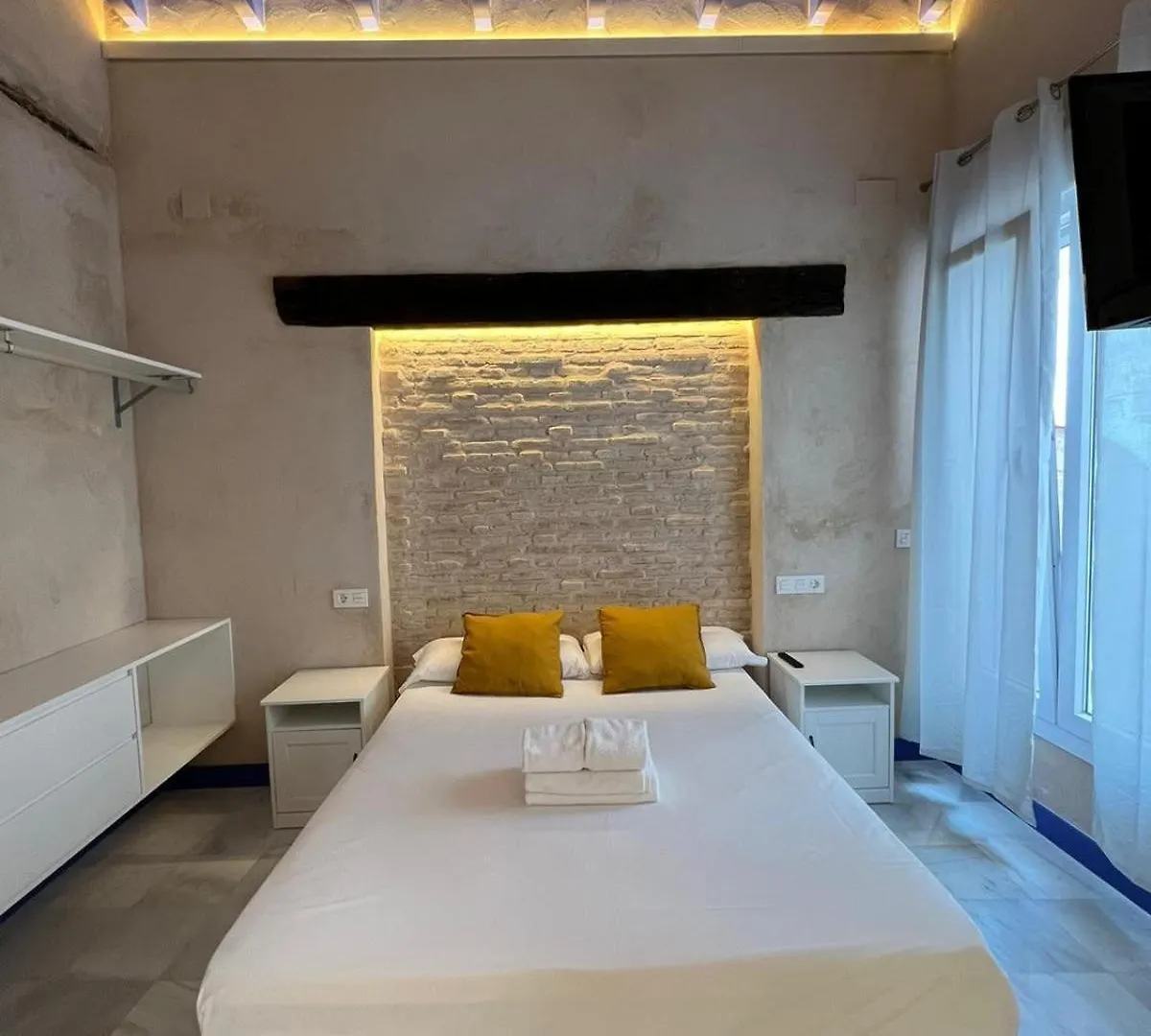 Philippe'S Home Triana Севилья